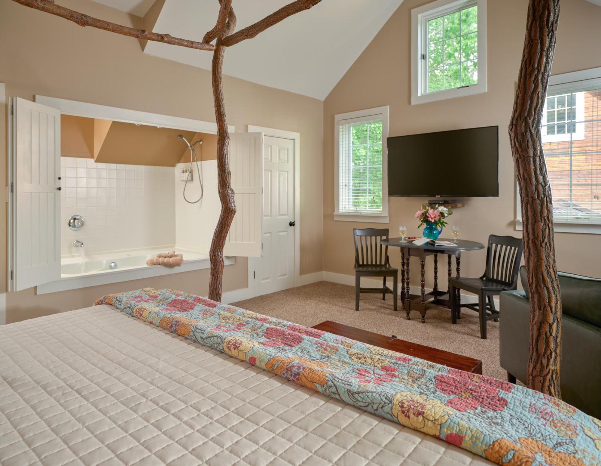 Goldberry Woods- A Modern Farm Resort Union Pier Buitenkant foto